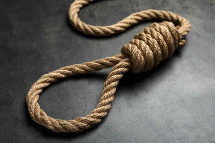 Rand Paul's Opponent Puts On a Noose in Shocking Advertisement
