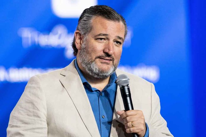 Ted Cruz Casts Lone 