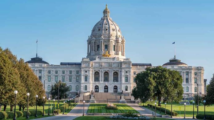 Minnesota Prepares for Iowa Abortion Ban Influx