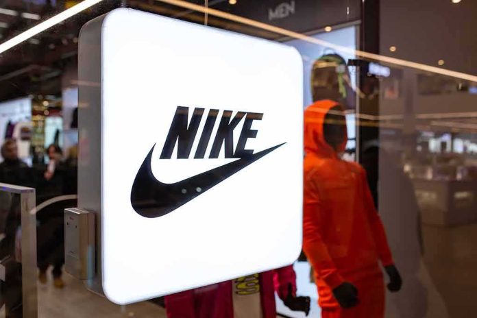 shutterstock_2143887781 Nike logo on illuminated store sign