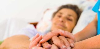 Mushrooms Jolt Alzheimer’s – Speech Returns Overnight Caregiver holding hands with an elderly patient in bed
